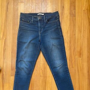 Levi's 311 Shaping Skinny - 29